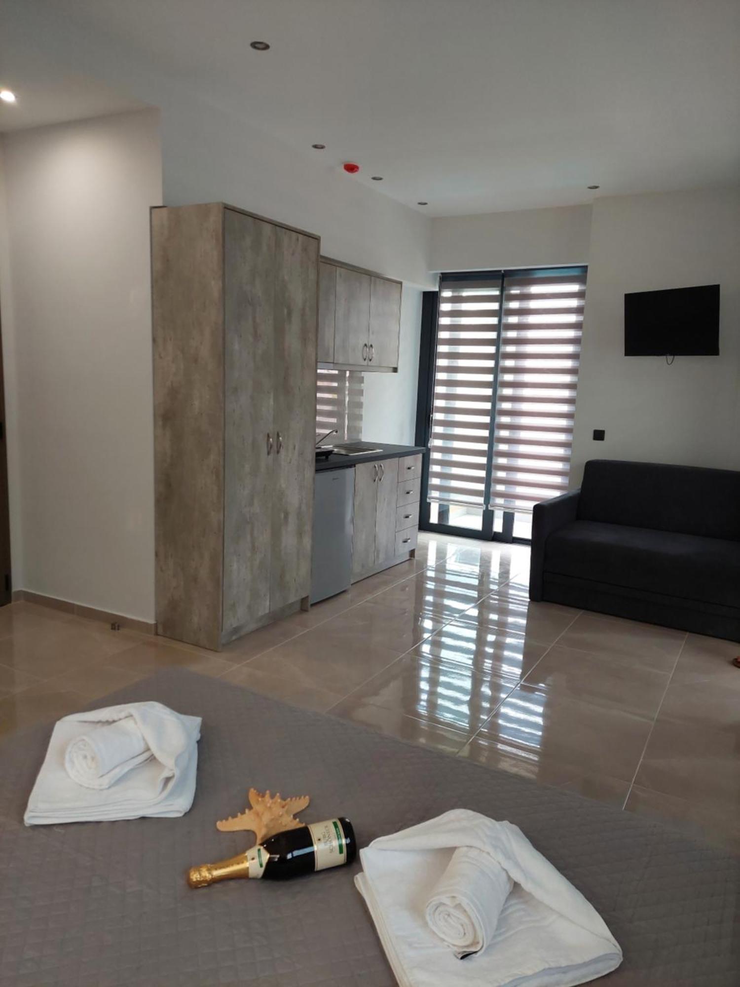 Luana Monte Apartments Amoudara  Bagian luar foto