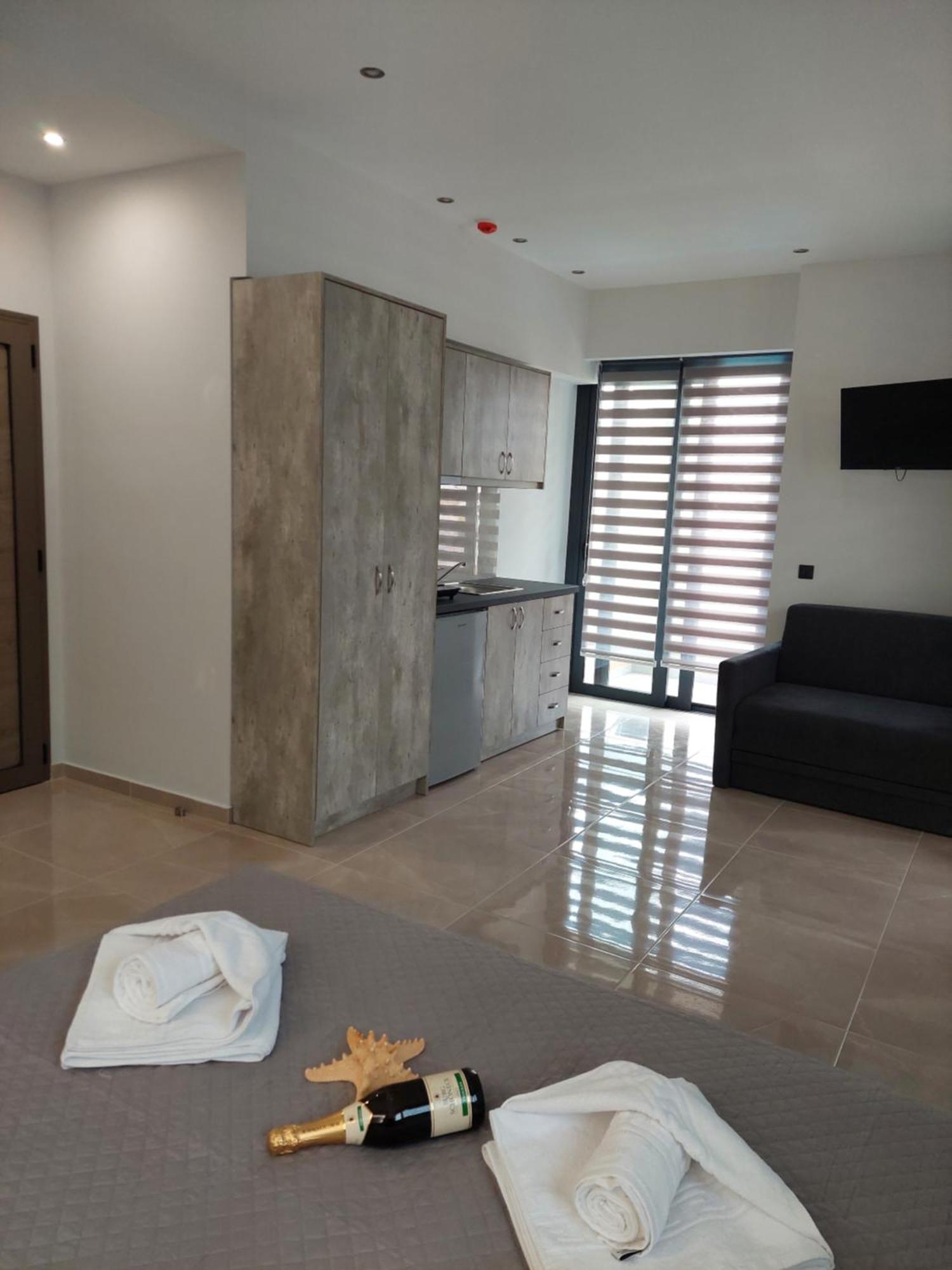 Luana Monte Apartments Amoudara  Bagian luar foto